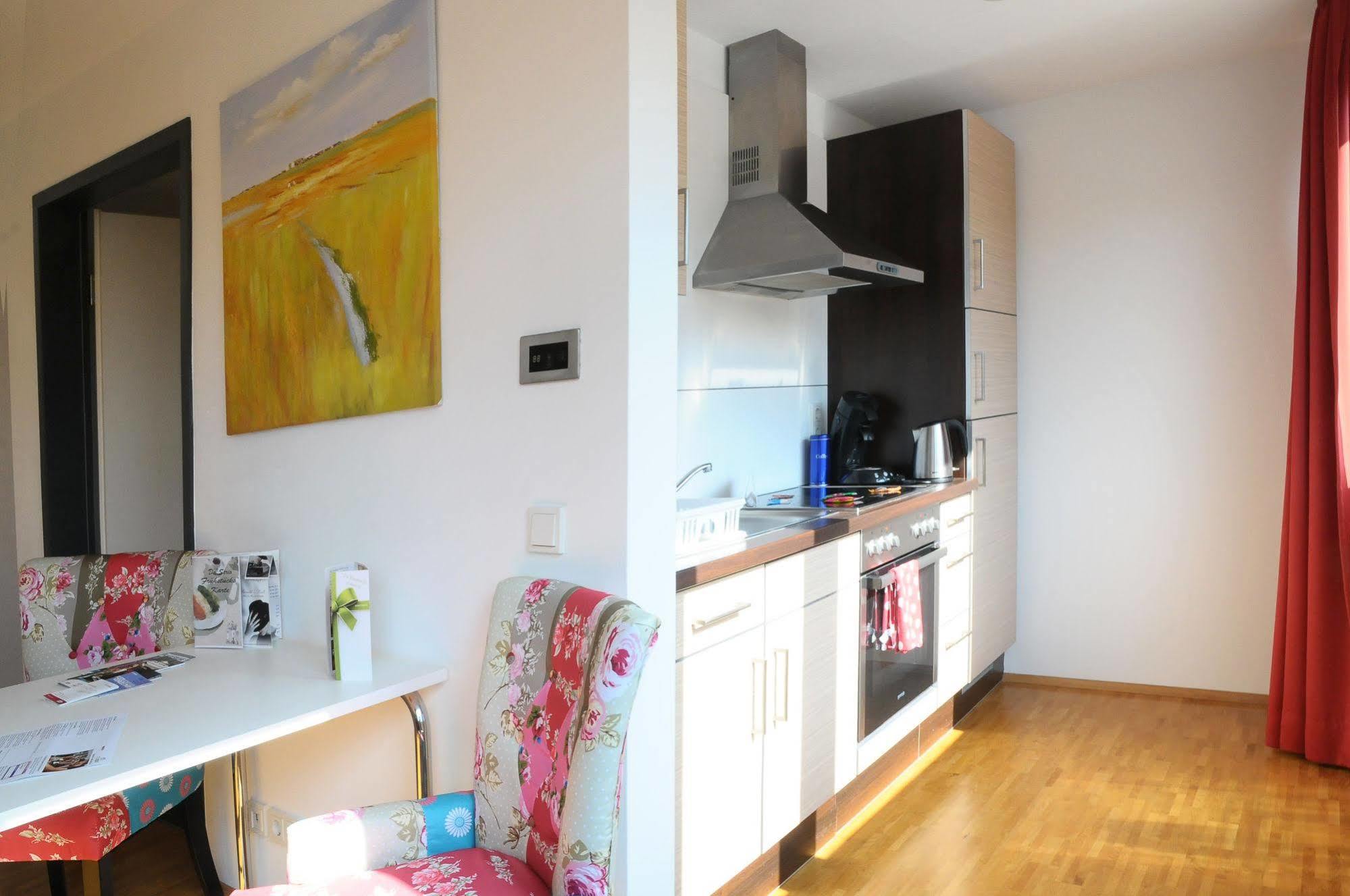 Seeger Living Comfort Downtown Апарт-отель 3*